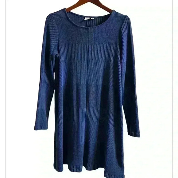 Gap sweater dress - Picture 2 of 5